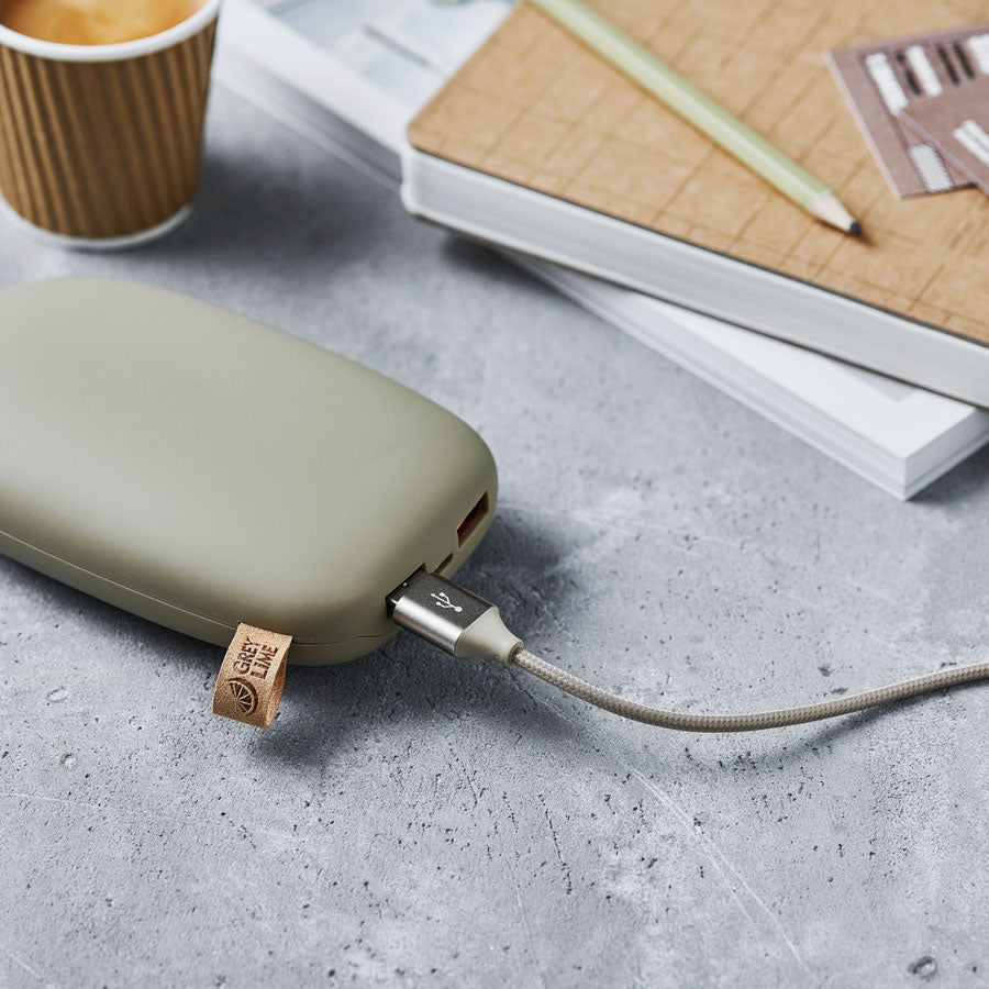 GreyLime Braided USB-A til USB-C Kabel Beige 2 m -  fra GreyLime - nu kun 119 kr. Hos HjemTek 